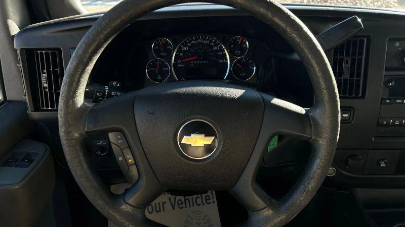 2019 Chevrolet Express Cutaway 4500 Work Van