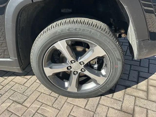 2026 Jeep Grand Cherokee Limited 4x2