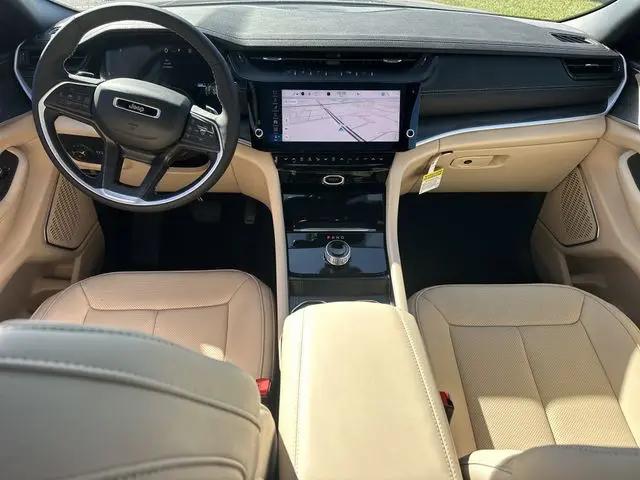 2026 Jeep Grand Cherokee Limited 4x2