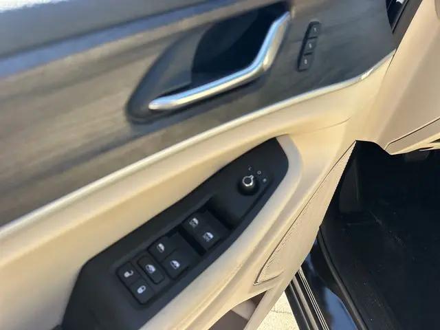 2026 Jeep Grand Cherokee Limited 4x2