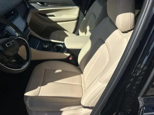 2026 Jeep Grand Cherokee Limited 4x2