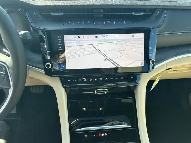 2026 Jeep Grand Cherokee Limited 4x2