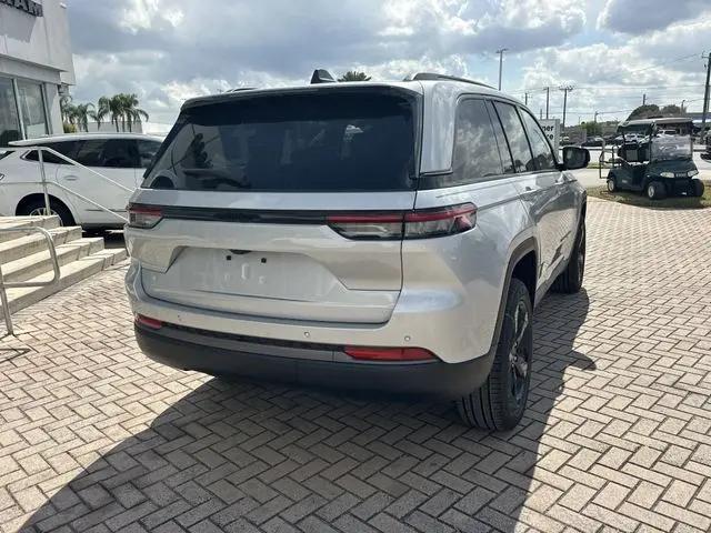 2026 Jeep Grand Cherokee Limited 4x2