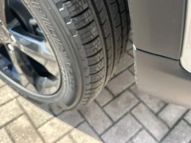 2026 Jeep Grand Cherokee Limited 4x2