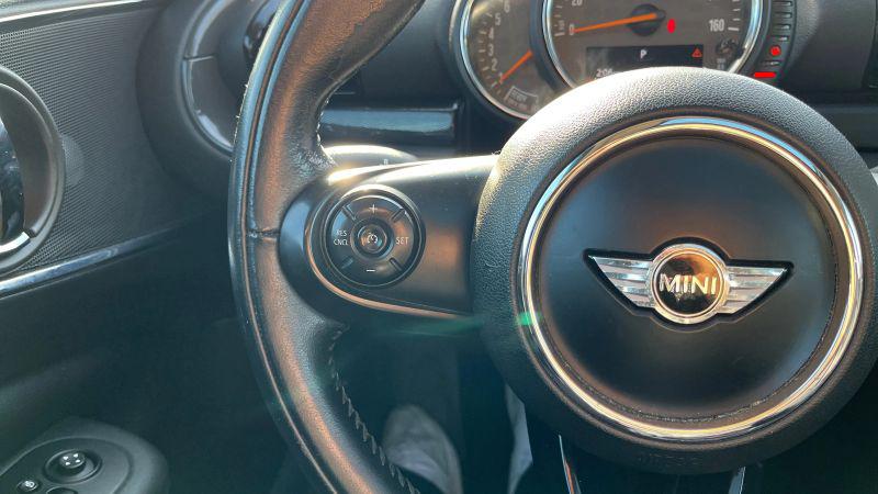 2017 MINI Cooper Clubman Cooper