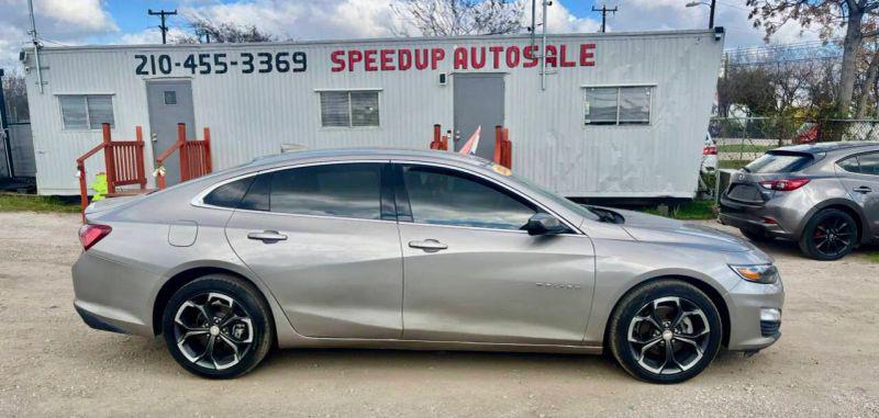2022 Chevrolet Malibu FWD LT