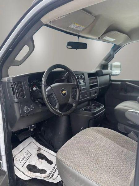 2021 Chevrolet Express Cargo Van RWD 2500 Regular Wheelbase WT