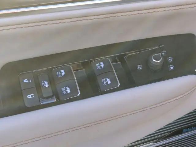 2026 Jeep Grand Wagoneer Summit Obsidian 4x4