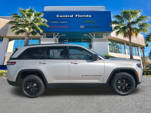 2026 Jeep Grand Cherokee Altitude 4x2