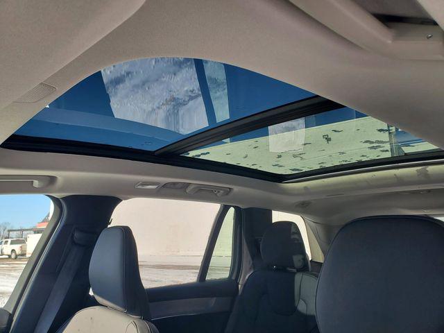 2026 Volvo XC90 Plus, B6 AWD Gas (mild hybrid), Gasoline, Bright, 6 Seats