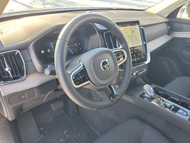 2026 Volvo XC90 Plus, B6 AWD Gas (mild hybrid), Gasoline, Bright, 6 Seats