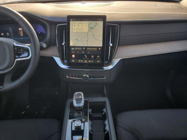 2026 Volvo XC90 Plus, B6 AWD Gas (mild hybrid), Gasoline, Bright, 6 Seats