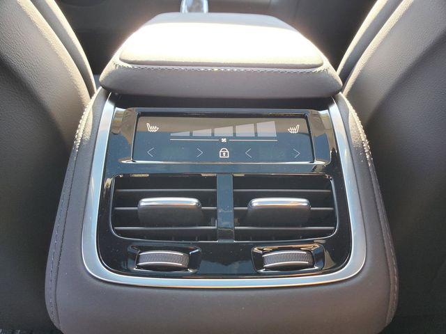 2026 Volvo XC90 Plus, B6 AWD Gas (mild hybrid), Gasoline, Bright, 6 Seats
