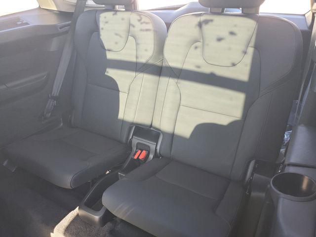 2026 Volvo XC90 Plus, B6 AWD Gas (mild hybrid), Gasoline, Bright, 6 Seats