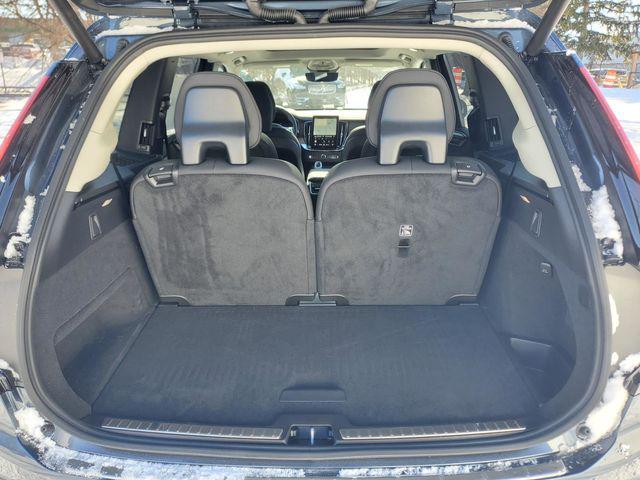 2026 Volvo XC90 Plus, B6 AWD Gas (mild hybrid), Gasoline, Bright, 6 Seats