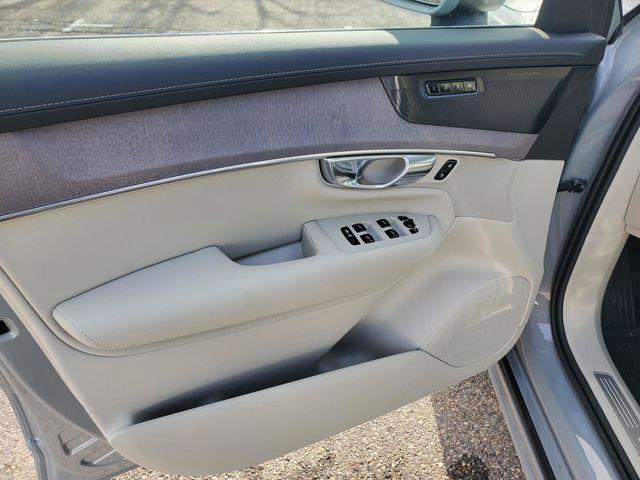 2026 Volvo XC90 Plug-In Hybrid Ultra, T8 AWD, Electric/Gasoline, Bright, 7 Seats