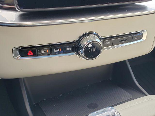 2026 Volvo XC90 Plug-In Hybrid Ultra, T8 AWD, Electric/Gasoline, Bright, 7 Seats