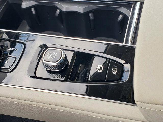 2026 Volvo XC90 Plug-In Hybrid Ultra, T8 AWD, Electric/Gasoline, Bright, 7 Seats