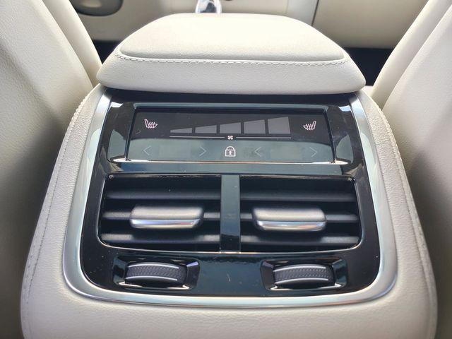 2026 Volvo XC90 Plug-In Hybrid Ultra, T8 AWD, Electric/Gasoline, Bright, 7 Seats