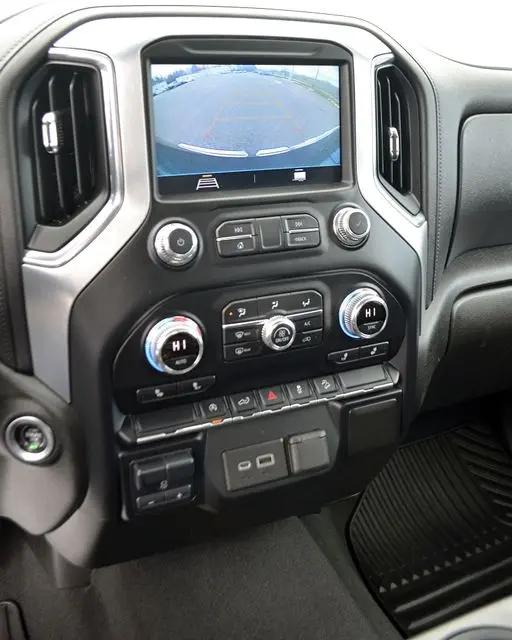 2021 GMC Sierra 1500 4WD Crew Cab Short Box Elevation