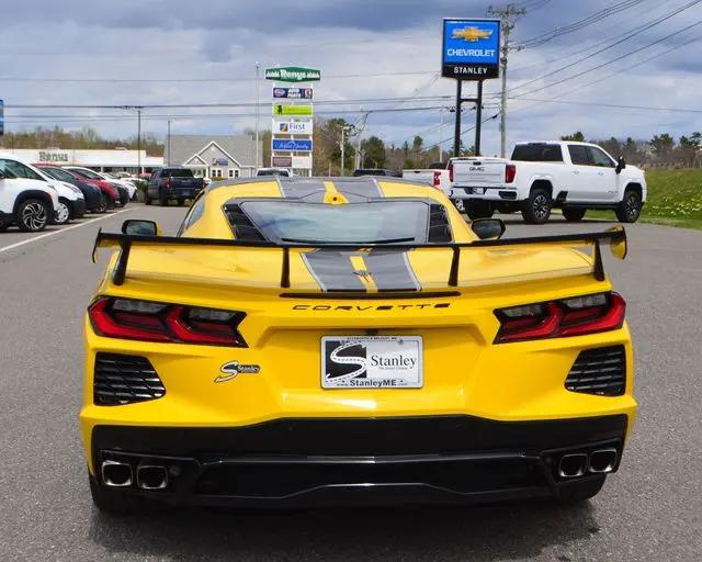 2025 Chevrolet Corvette Stingray RWD Coupe 2LT