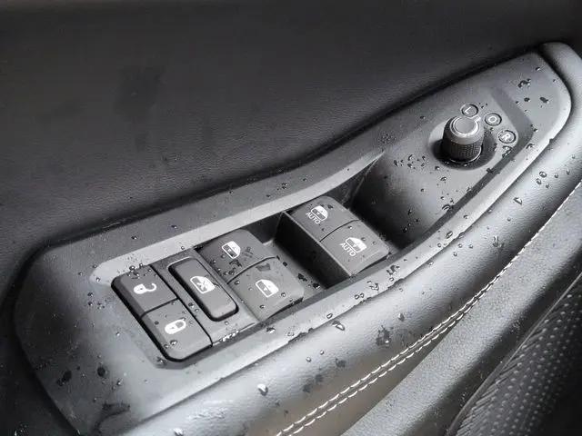 2026 Jeep Grand Cherokee Altitude 4x2
