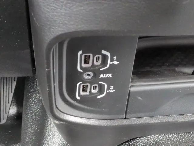 2026 Ram 3500 Tradesman/Big Horn