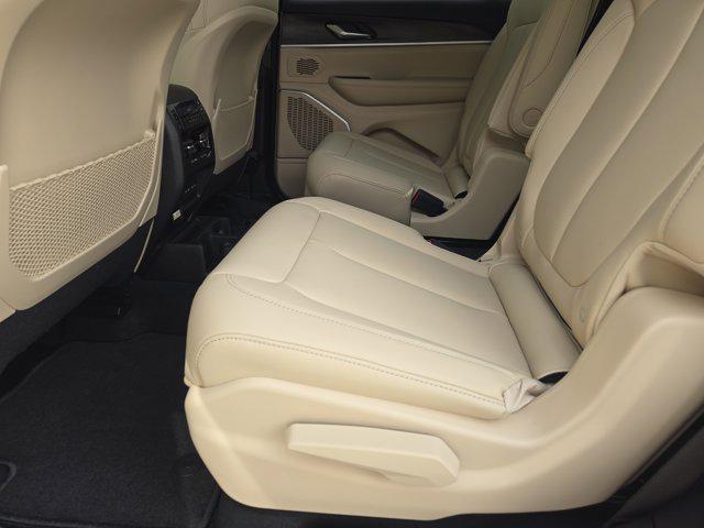 2026 Jeep Grand Cherokee L Limited 4x4