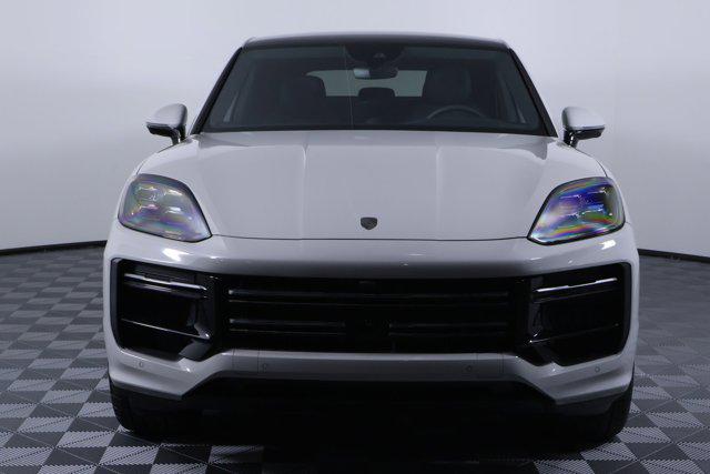 2026 Porsche Cayenne E-Hybrid Turbo