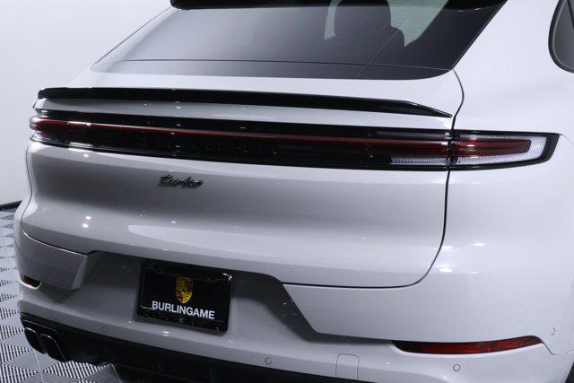 2026 Porsche Cayenne E-Hybrid Turbo
