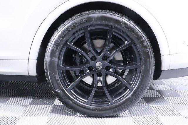 2026 Porsche Cayenne E-Hybrid Turbo