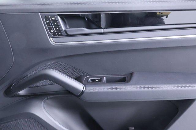 2026 Porsche Cayenne E-Hybrid Turbo