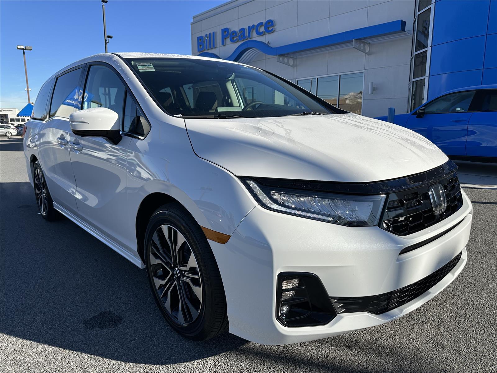 2026 Honda Odyssey Elite's photo