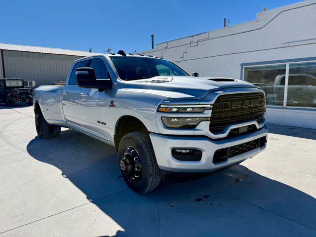 2026 RAM Ram 3500 RAM 3500 LARAMIE CREW CAB 4X4 8 BOX