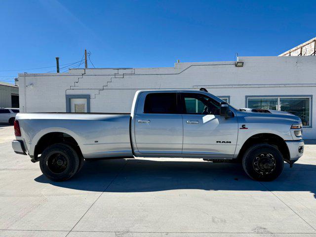 2026 RAM Ram 3500 RAM 3500 LARAMIE CREW CAB 4X4 8 BOX