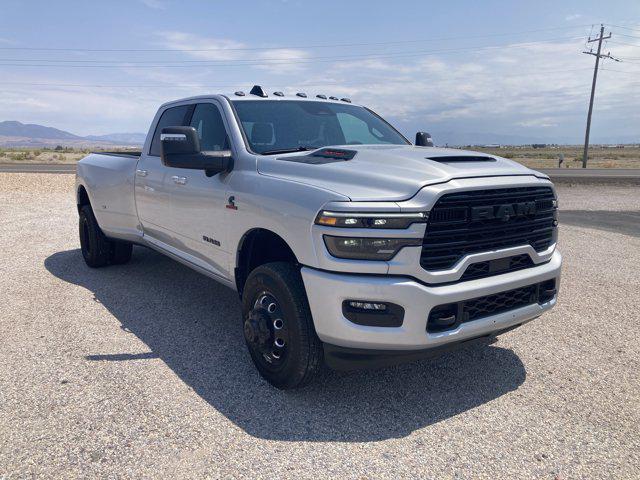 2026 RAM Ram 3500 RAM 3500 LARAMIE CREW CAB 4X4 8 BOX