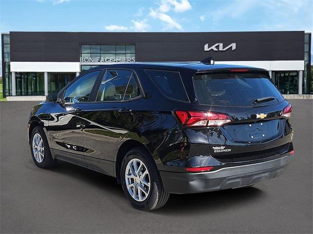 2022 Chevrolet Equinox FWD LS