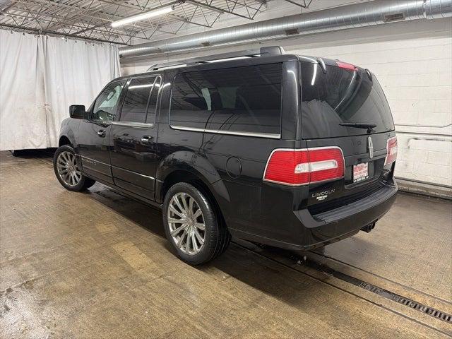 2014 Lincoln Navigator L Base