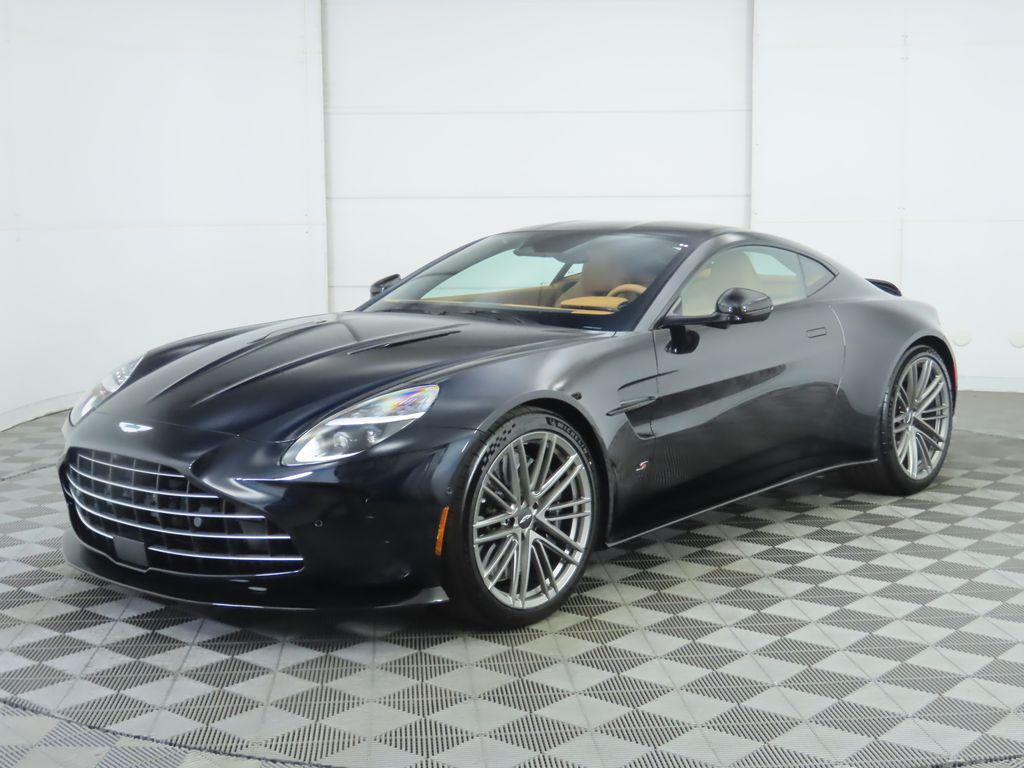 2026 Aston Martin Vantage Base's photo