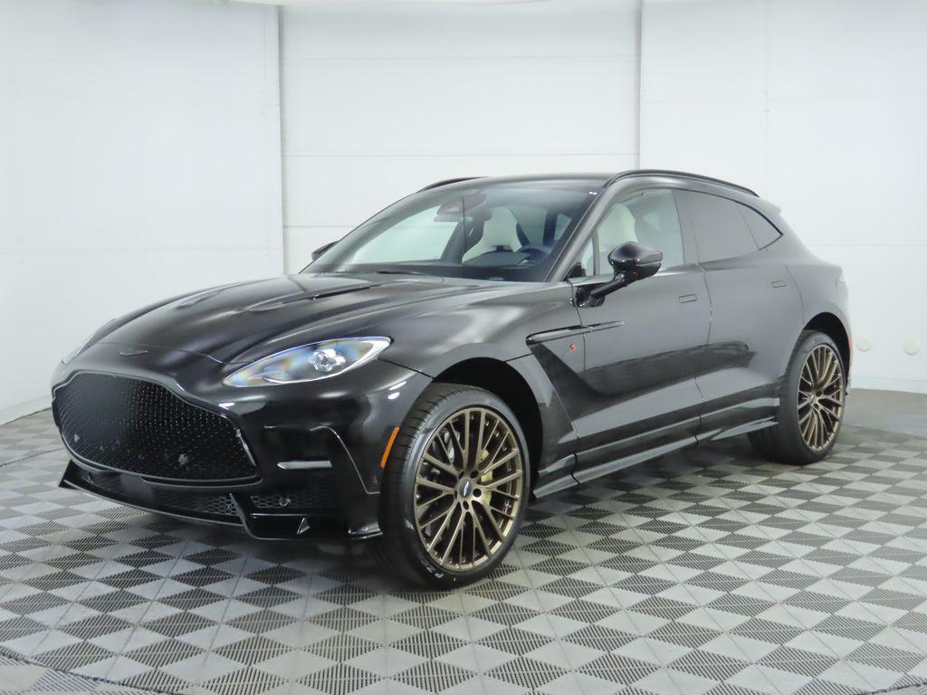 2026 Aston Martin DBX S's photo