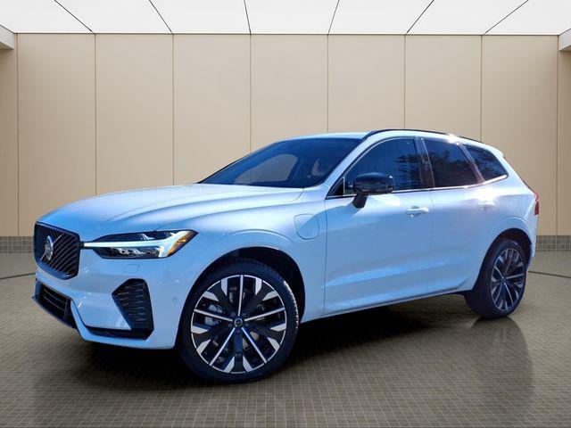 2026 Volvo XC60 Plug-In Hybrid Ultra, T8 AWD Electric/Gasoline, Dark