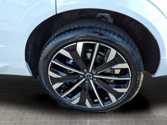 2026 Volvo XC60 Plug-In Hybrid Ultra, T8 AWD Electric/Gasoline, Dark