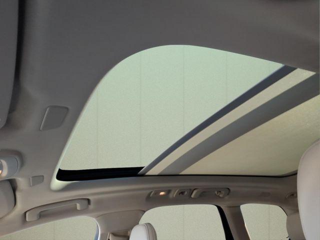2026 Volvo XC60 Plug-In Hybrid Ultra, T8 AWD Electric/Gasoline, Dark