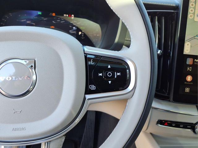 2026 Volvo XC60 Plug-In Hybrid Ultra, T8 AWD Electric/Gasoline, Dark
