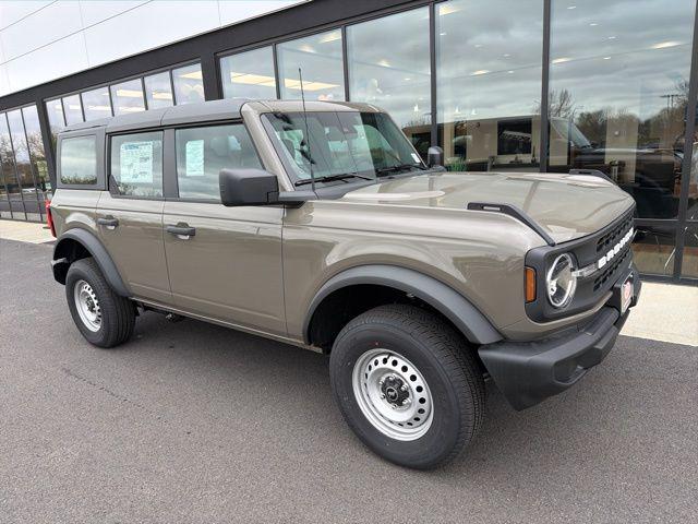 2025 Ford Bronco Base for sale in Berlin, CT