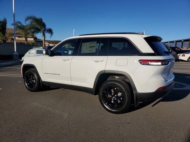 2026 Jeep Grand Cherokee Altitude 4x2