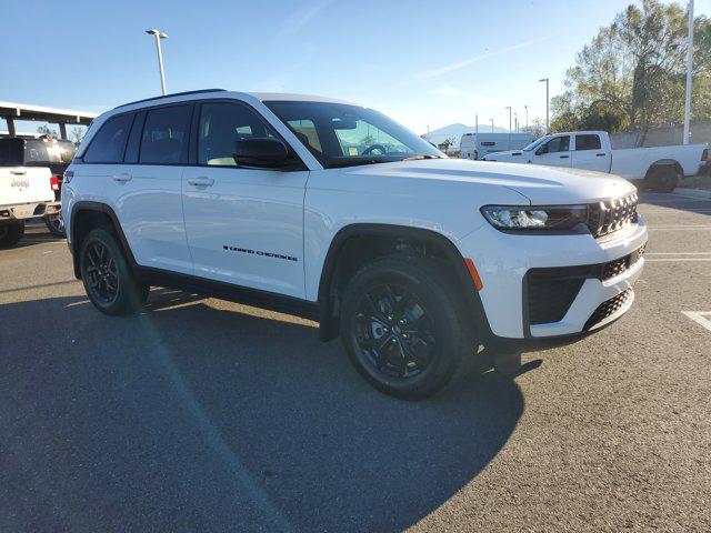 2026 Jeep Grand Cherokee Altitude 4x2