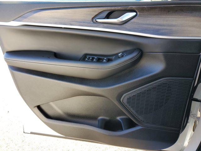 2026 Jeep Grand Cherokee Altitude 4x2