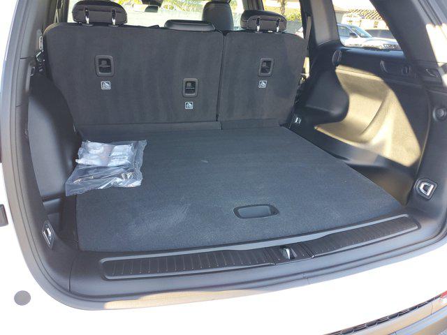 2026 Jeep Grand Cherokee Altitude 4x2