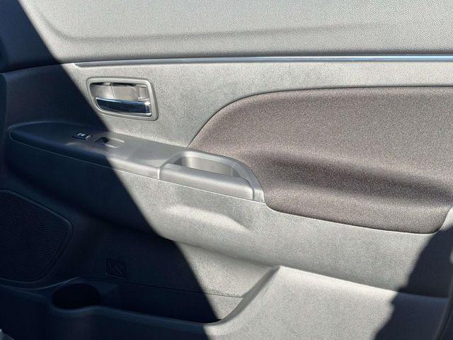 2026 Mitsubishi Outlander Sport 2.0 LE